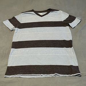 Mossimo supply Co blue striped tee shirt size M